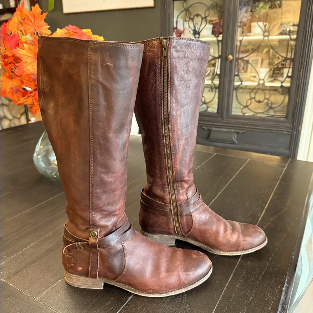 Frye Melissa belted riding boots